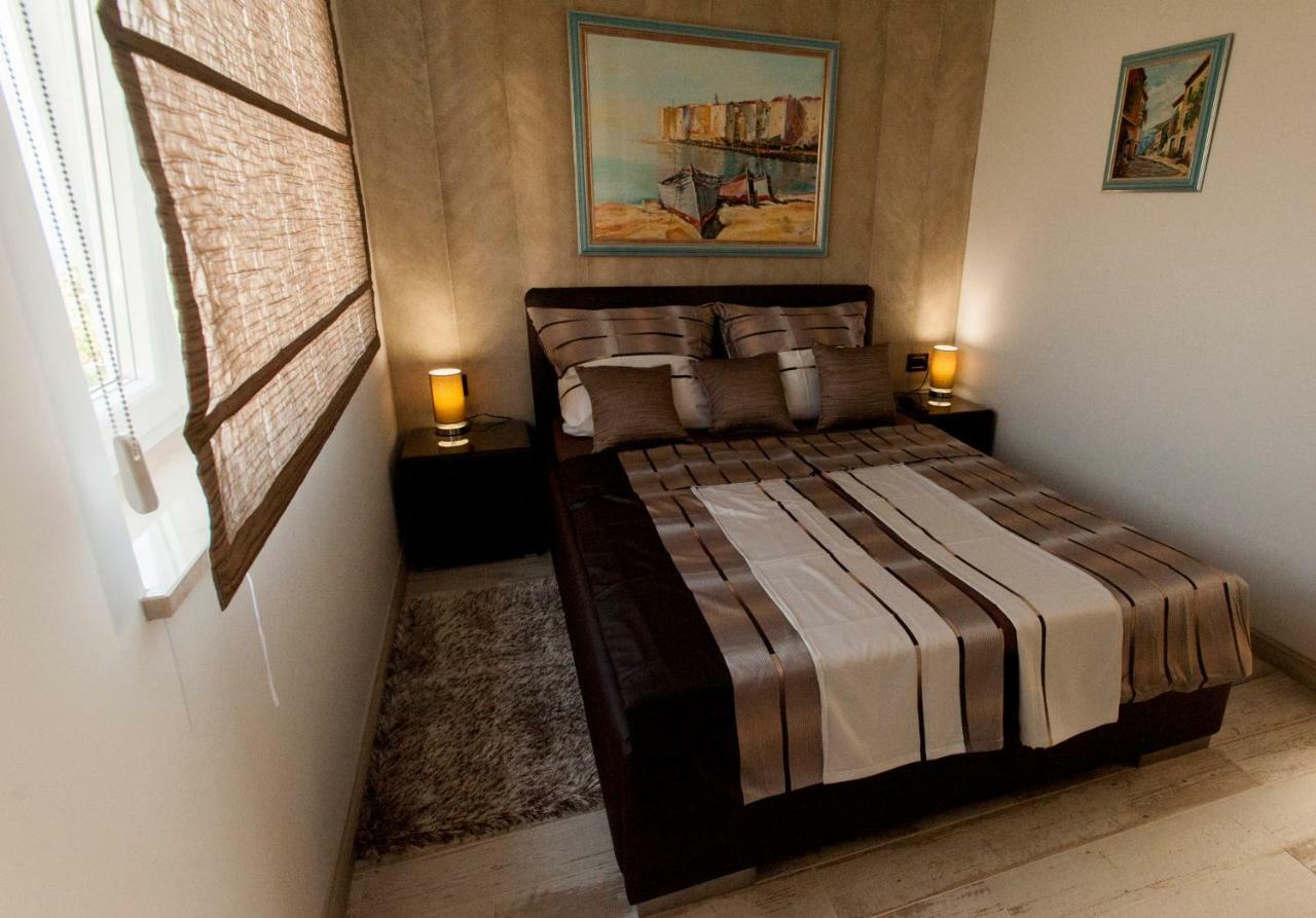 Crystal Sea - Bol - Brac Apartment ภายนอก รูปภาพ