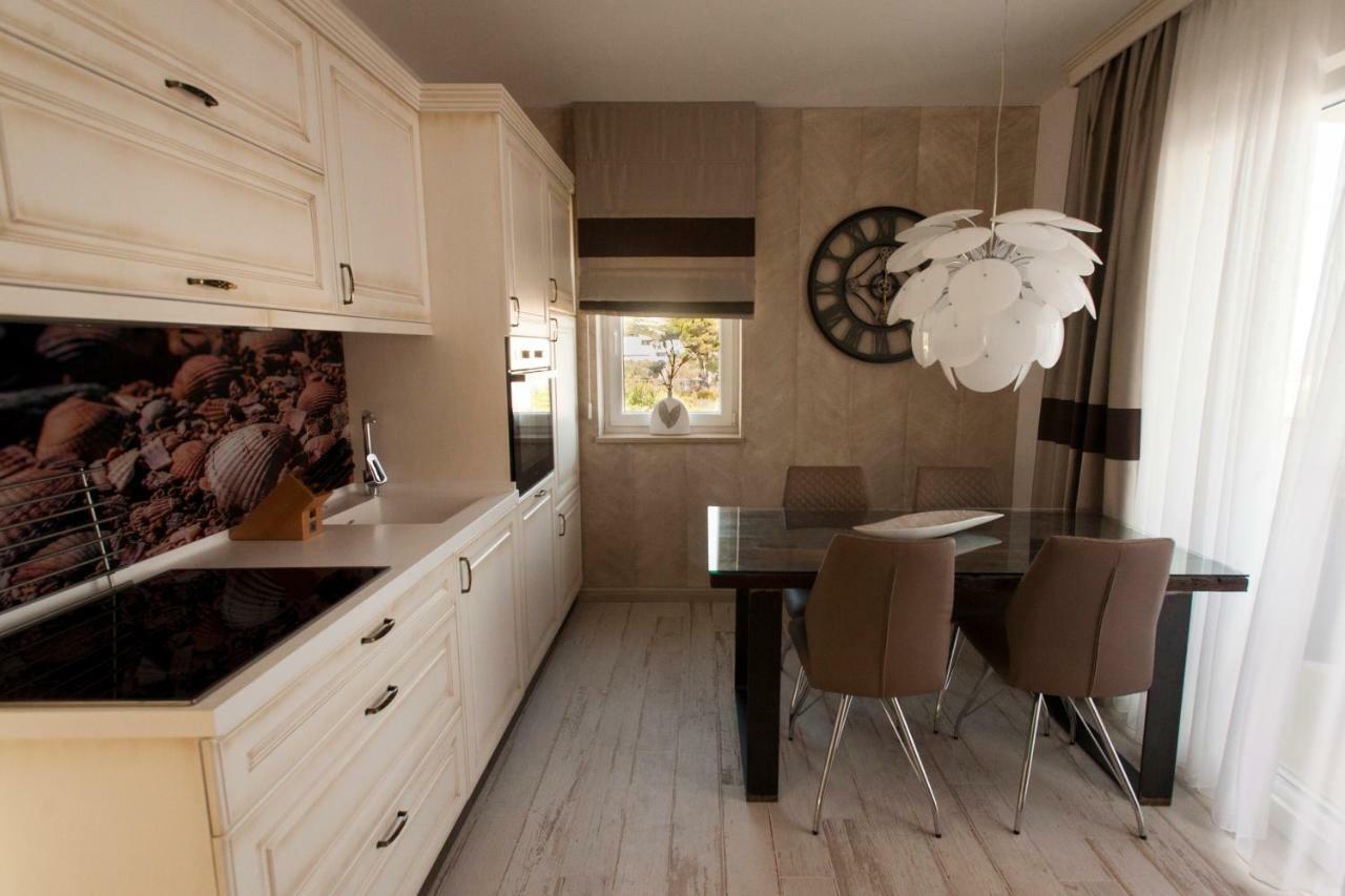 Crystal Sea - Bol - Brac Apartment ภายนอก รูปภาพ