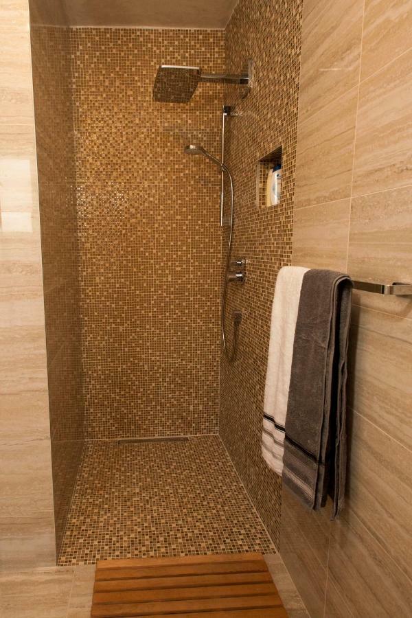 Crystal Sea - Bol - Brac Apartment ภายนอก รูปภาพ